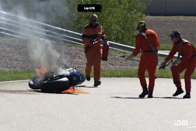Feuerlöscher im Anmarsch