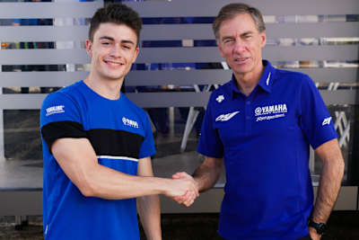 Manuel Gonzalez mit Yamaha-Rennchef Lin Jarvis