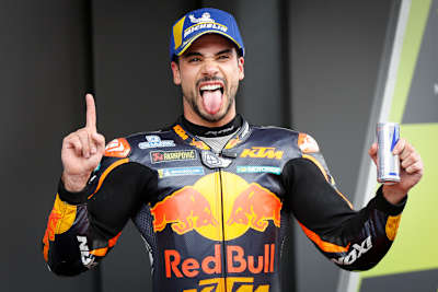 Miguel Oliveira in Einstein-Jubelpose