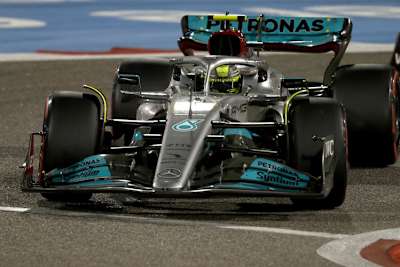 Mercedes-Star Lewis Hamilton kam auf den Geraden wegen des grossen Heckflügels nicht auf Touren