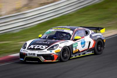 Der Porsche 718 Cayman GT4 vom Küs Team Bernhard