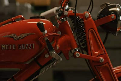 Moto Guzzi gilt heute als Marke gesetzerer Fahrer, baute aber früher auch sehr sportliche Maschinen und trieb die Innovation voran 