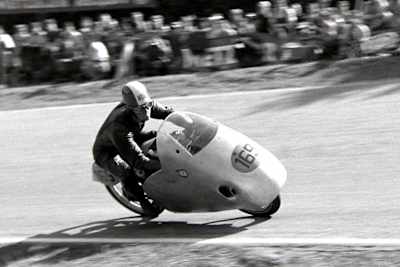 Rupert Hollaus 1954 auf der Solitude mit einer NSU 125