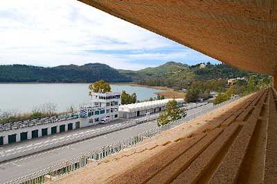 Der Blick von der Tribüne