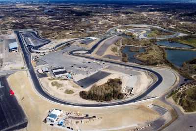 Blick von oben auf die Strecke in Zandvoort