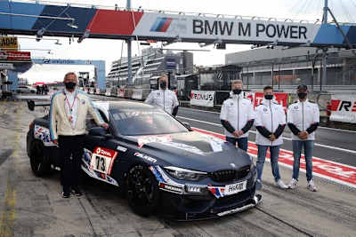 Jochen Neerpasch, Dirk Adorf und die Junioren Dan Harper, Max Hesse und Neil Verhagen 