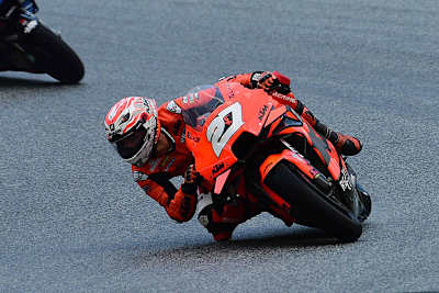 Tech3-Fahrer Iker Lecuona beendete das FP2 als Schnellster