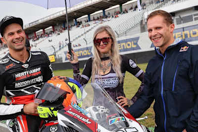 Vladimir Leonov (li.) mit Ex-Kollege Stefan Bradl