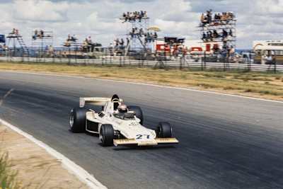 Wer ist das? Wo und wann wurde das Bild aufgenommen?