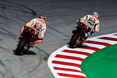 Alex Márquez in Montmeló vor Stefan Bradl