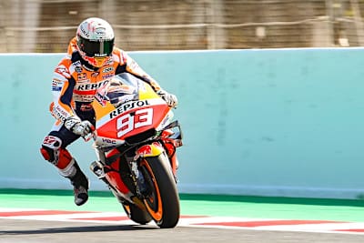 An fehlender Einsatzfreudigkeit liegt es nicht: Marc Márquez in Montmeló
