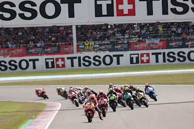 Argentinien-GP 2019: Der spätere Sieger Marc Márquez führt, Cal Crutchlow wurde wegen Frühstarts bestraft