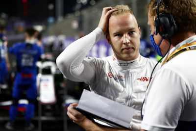 Nikita Mapezin in Sotschi beim Zweikampf mit Nicholas Latifi