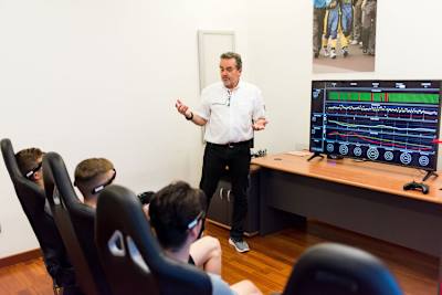 Dr. Riccardo Ceccarelli 