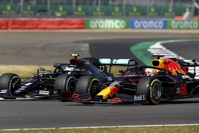 Valtteri Bottas gegen Max Verstappen 2020 in Silverstone