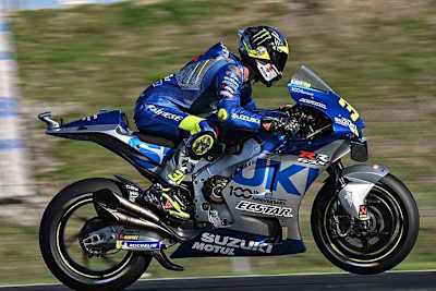 Weltmeister Joan Mir auf der Suzuki GSX-RR mit Reihenmotor
