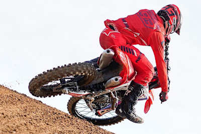 MotoGP-Weltmeister Marc Márquez trainiert aktuell fleißig auf dem Motocross-Bike