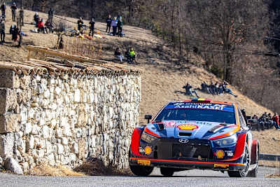   Thierry Neuville