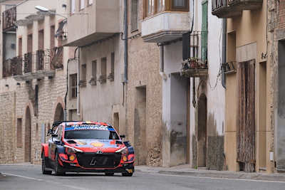   Thierry Neuville