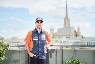 Miguel Oliveira: Blick auf den Stephansdom in Wien