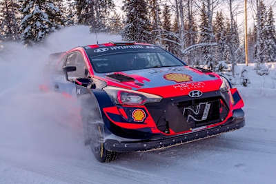 Oliver Solberg im Hyundai i20 WRC beim Test