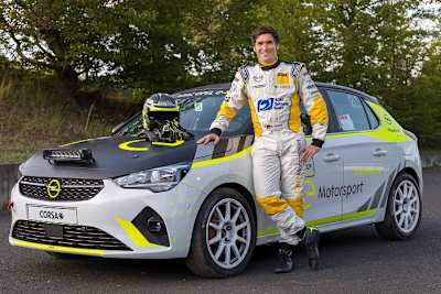 Marijan Griebel am Opel Corsa e-Rally