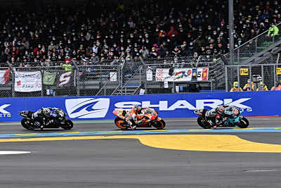 In bester Gesellschaft von zwei Saisonsiegern: Vorne Quartararo, dann Bradl und Viñales