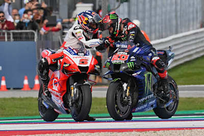 Zarco gratuliert seinem Landsmann Quartararo zum MotoGP-Titel