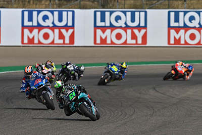 Im Rennen: Morbidelli (21) vor Rins (42), Zarco, (5), Viñales, Mir und Alex Márquez