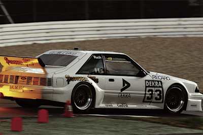 Gerd Ruch im Mustang