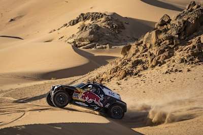 Carlos Sainz gewinnt seine zweite Etappe