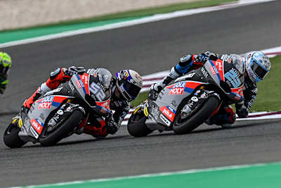 Marcel Schrötter (23) vor Jeremy Alcoba: Wird in Texas alles besser?