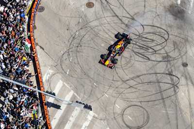 Sergio Pérez durfte im RB7 in Dallas Donuts produzieren