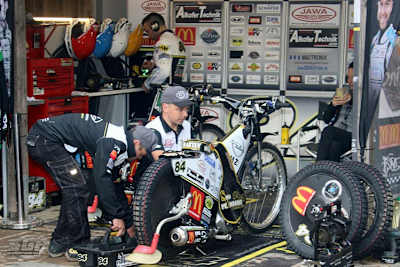 Blick auf die Box von Martin Smolinski