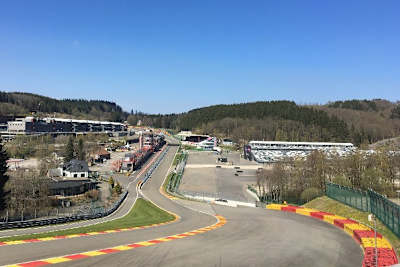 Wer möchte hier schon mit zwei Rädern am Limit durchfahren?