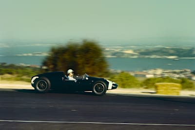 Wer ist hier zu sehen? Wo und wann ist das Bild entstanden?