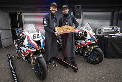BMW-Werksteam 2020: Tom Sykes (li.) und Eugene Laverty