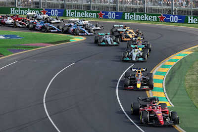 Nach dem Start zum Grossen Preis von Australien