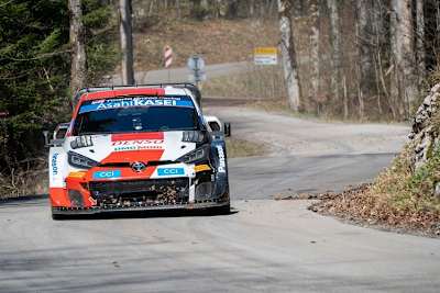 Toyota beim Reifemntest für die Rallye Kroatien