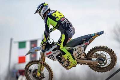 Husqvarna-Werksfahrer Roan van de Moosdijk fällt verletzt aus