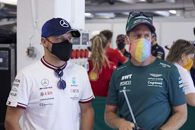 Valtteri Bottas und Sebastian Vettel 2021 in Ungarn