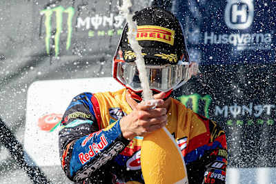 Tom Vialle gewinnt den Grand-Prix von Lommel 1