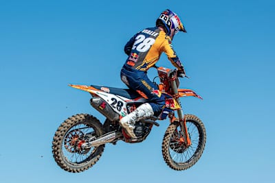 Tom Vialle gewann den ersten Lauf von Riola Sardo