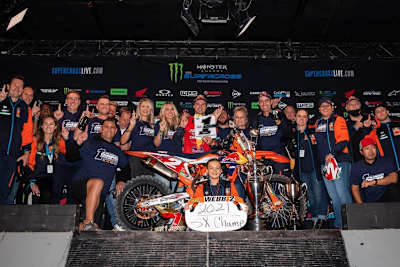 Cooper Webb feiert seinen Triumph in Salt Lake City