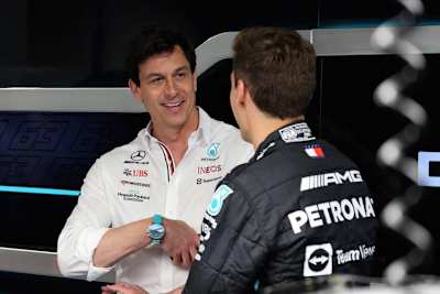 Mercedes-Motorsportdirektor Toto Wolff hält grosse Stücke auf George Russell