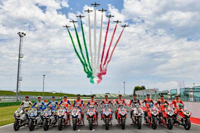 Die Teilnehmer am Race of Champions 2018