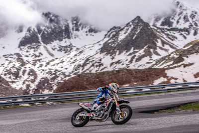 Alex Rins schwang sich erstmals nach der Corona-bedingten Zwangspause wieder auf ein Bike