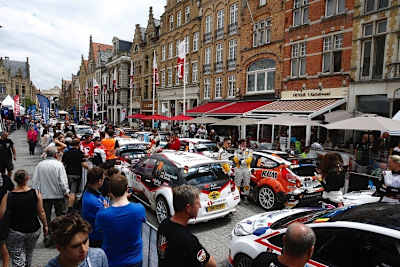 Auf dem Weg zum Start in Ypern