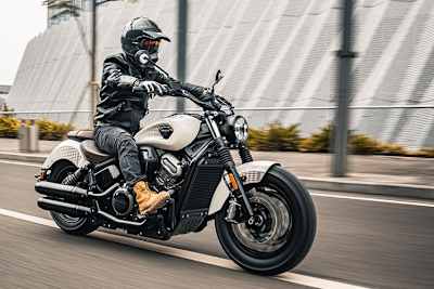 Benda Dark Flag 950: Cruiser mit V4-Motor