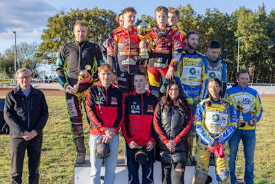 Die MSC Cloppenburg Fighters (Mitte in rot) gewannen in Wittstock